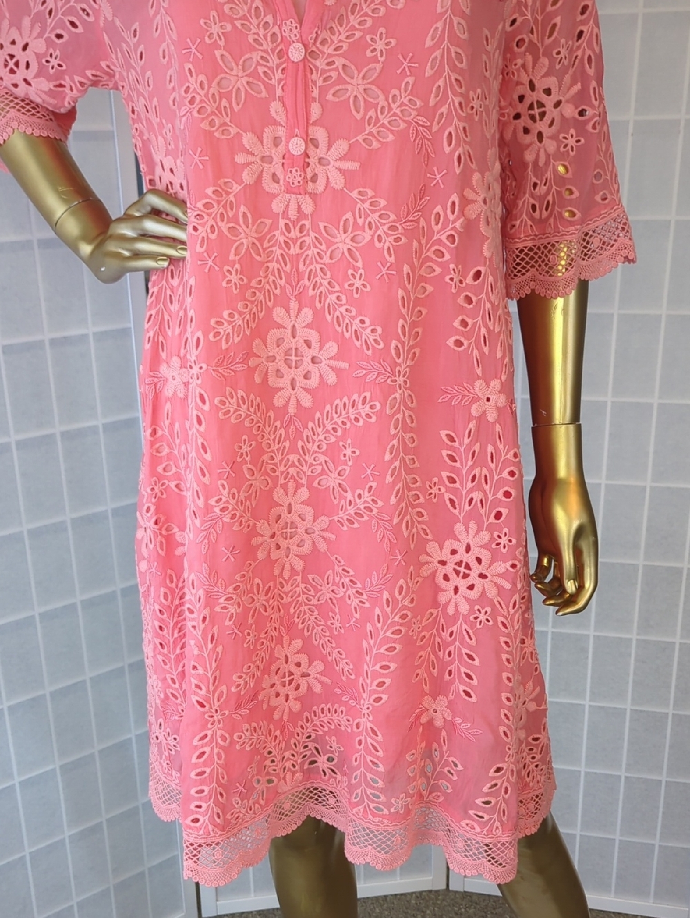 Johnny Was Malfi Dress Coral Embroidered - Picture 4 of 11